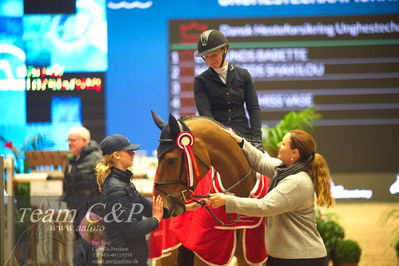 Jydske bank box
Unghestechampionatet spring 2022 præmieoverækkelse
Nøgleord: maria bjørnkjær bennedsgaard;egelunds babette