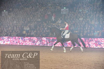 Jydske bank box
galashow
