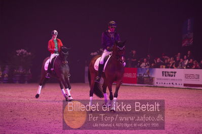 Dansk varmblod hingstekåring.
galashow
