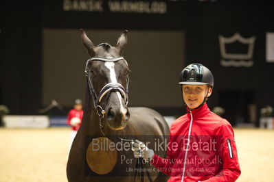 Dansk varmblod hingstekåring.
Nøgleord: anders hoeck;prinssese bennedikte;hesselhøj skyfall