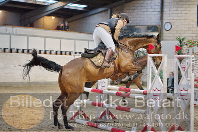 Fredericia Rideklub
Sprngstævne for hest
Nøgleord: freja bech jensen;vikjaersvangs mystery;styrt