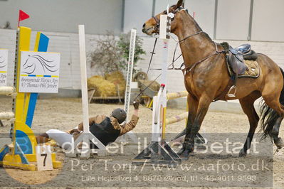 Fredericia Rideklub
Sprngstævne for hest
Nøgleord: freja bech jensen;vikjaersvangs mystery;styrt