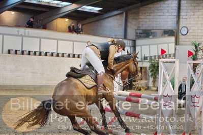 Fredericia Rideklub
Sprngstævne for hest
Nøgleord: freja bech jensen;vikjaersvangs mystery;styrt