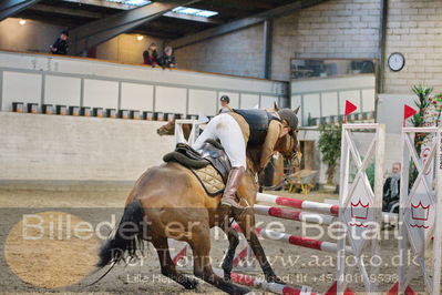 Fredericia Rideklub
Sprngstævne for hest
Nøgleord: freja bech jensen;vikjaersvangs mystery;styrt