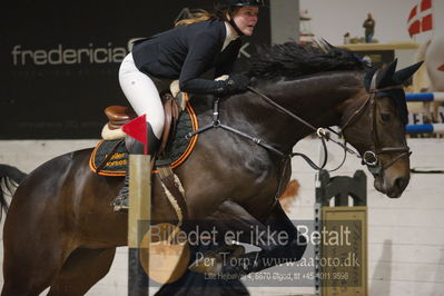 Fredericia Rideklub
Sprngstævne for hest
Nøgleord: 416