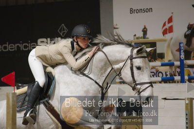 Fredericia Rideklub
Sprngstævne for hest
Nøgleord: sarah stokholm larsen;casino's champion