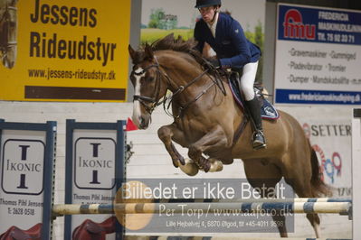 Fredericia Rideklub
Sprngstævne for hest
Nøgleord: jack ray nielsen;gerdings rasser