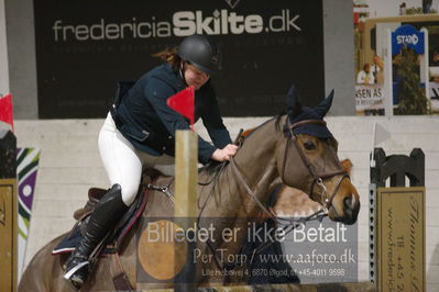 Fredericia Rideklub
Sprngstævne for hest
Nøgleord: camilla carina nielsen;hummels shine crazy diamond