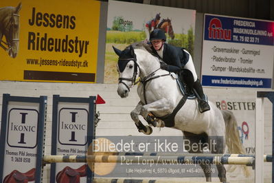 Fredericia Rideklub
Sprngstævne for hest
Nøgleord: julie paludan soerensen;akustik 6