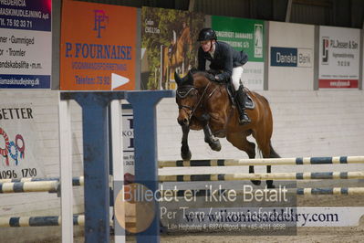 Fredericia Rideklub
Sprngstævne for hest
Nøgleord: martin mose knudsen;gørklintgårds medina
