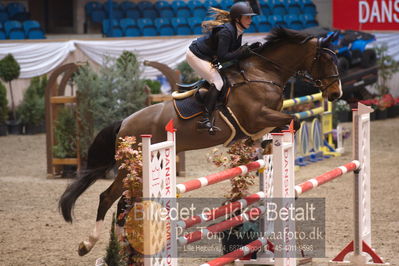 B springstævne
la2
Nøgleord: sara m michaelsen;edelstone