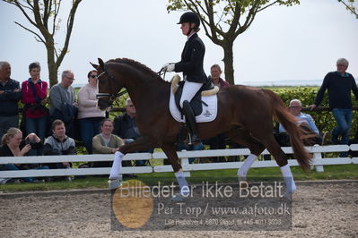 benthus 2019
Billeder fra åbenthus
Nøgleord: de l'or;mette riisager