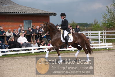 benthus 2019
Billeder fra åbenthus
Nøgleord: de l'or;mette riisager