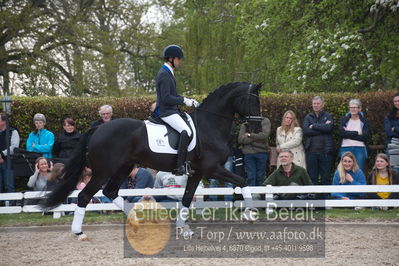 benthus 2019
Billeder fra åbenthus
Nøgleord: Blue Hors kingston;christian tudda ruiz