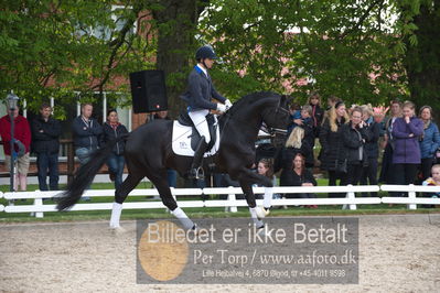 benthus 2019
Billeder fra åbenthus
Nøgleord: Blue Hors kingston;christian tudda ruiz