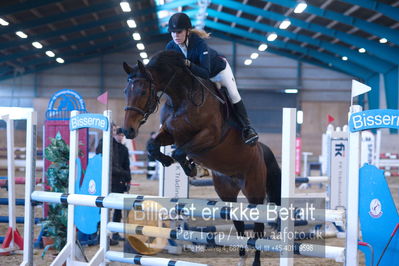 D-stævne spring pony og hest
lc1
Nøgleord: fiona linnea bach-gansmo;tamika