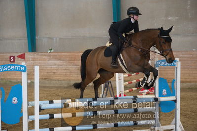 d-st
d-stævne spring pony hest
Nøgleord: sofie bønnelykke kirkegaard;bankgårds alista