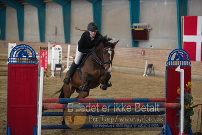 d-st
d-stævne spring pony hest
