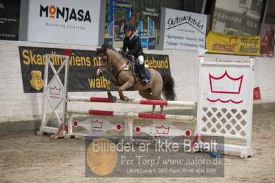 B - Stævne spring
Ponylandsstæne
Nøgleord: emma josefine camitz;aril