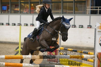 B - Stævne spring
Ponylandsstæne
Nøgleord: Malou therese mulbjerg larsen;fairfield jacksie