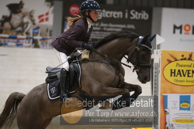 B - Stævne spring
Ponylandsstæne
Nøgleord: olivia hundborg dresler;lakefield stormy