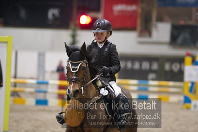 B - Stævne spring
Ponylandsstæne
Nøgleord: mathilda hansson;oak deborah