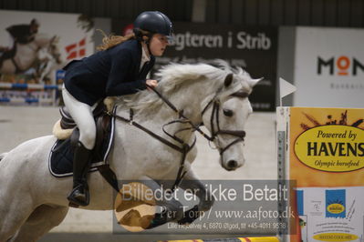 B - Stævne spring
Ponylandsstæne
Nøgleord: ella sofie groulef;happy boy