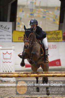 B - Stævne spring
Ponylandsstæne
Nøgleord: kia keller;donnatello d j