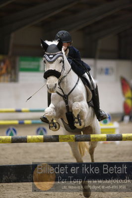 B - Stævne spring
Ponylandsstæne
Nøgleord: karoline sloth kjær;mr grey