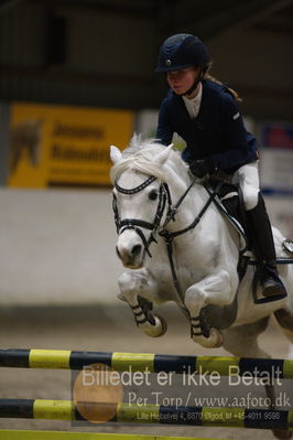 B - Stævne spring
Ponylandsstæne
Nøgleord: olivia hundborg dresler;lakefield stormy