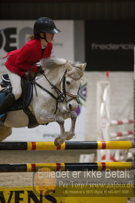 B - Stævne spring
Ponylandsstæne
Nøgleord: dinko star;isabell victoria frost jensen