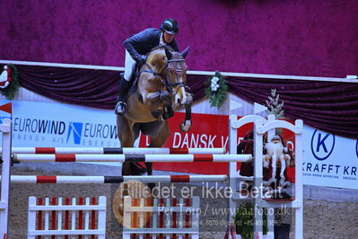 B springstævne
basisbank sølvtur 130cm
Nøgleord: kasper h  hansen;drumiller deluxe