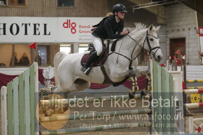 Vejle Rideklub
Sprngstævne for hest
Nøgleord: line foldager madsen;jasmin