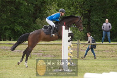 Drf-championater kvalifikations stævne spring
fredag lc1
Nøgleord: pt;lise grønbjerg uhre larsen;jersey girl gul