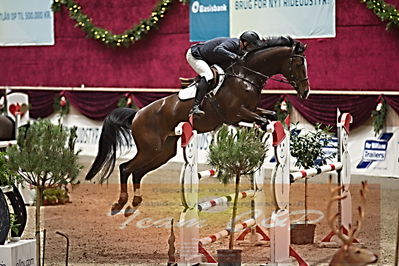 B springstævne
basisbank broncetur
Nøgleord: kristian skovrider;gigi