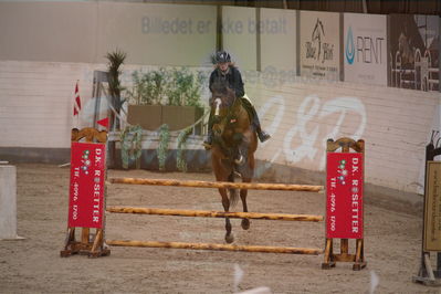 c - Stævne spring
Nøgleord: madelen bennetsen;mb champagne