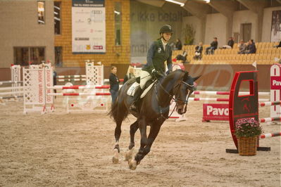 Dansk Rideforbunds Championats finaler 2018 spring
Dansk Rideforbunds Championats finaler 2018
4 års kvl
Nøgleord: cassado ask;maria bjørnkjær bennedsgaard