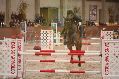 Dansk Rideforbunds Championats finaler 2018 spring
Dansk Rideforbunds Championats finaler 2018
5 års kval
Nøgleord: caprice ask;maria bjørnkjær bennedsgaard