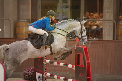 Dansk Rideforbunds Championats finaler 2018 spring
Dansk Rideforbunds Championats finaler 2018
5 års kval
Nøgleord: comme za;lise grønbjerg uhre larsen