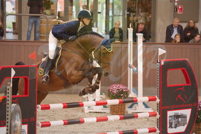 Dansk Rideforbunds Championats finaler 2019 spring
Dansk Rideforbunds Championats finaler 2018
4års
Nøgleord: calipo ps z;emilie katrine høll pedersen