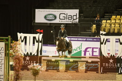 Showjumping
Nord-vest cup åpny 3-2-1
Nøgleord: simone hylkjær hosbond;gribsvads raps