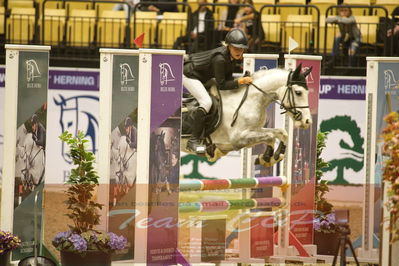 Showjumping
Nord-vest cup åpny 3-2-1
Nøgleord: ingrid christine laursen;carabas du marquais