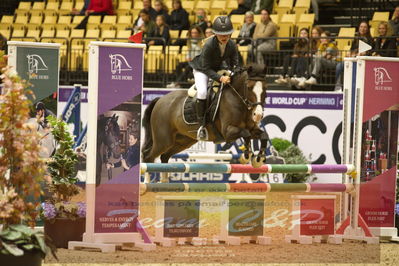 Showjumping
Nord-vest cup åpny 3-2-1
Nøgleord: simone hylkjær hosbond;gribsvads raps