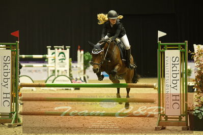 Showjumping
Nord-vest cup åpny 3-2-1
Nøgleord: emma maj lindorff;hallelevgaardens chili