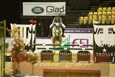 Showjumping
Nord-vest cup åpny 3-2-1
Nøgleord: signe skjellerup;fenrose harwest dawn