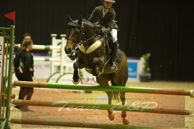 Showjumping
Nord-vest cup åpny 3-2-1
Nøgleord: sacha meldgaard mortensen;lykkebogårds bravehart