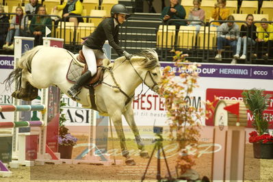 Showjumping
Nord-vest cup åpny 3-2-1
Nøgleord: anne-katrine hjorthøj;laustfin skellerød