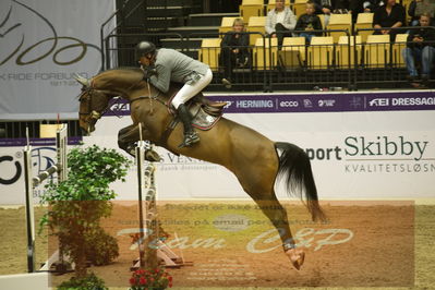 Worldcup Herning 2019
Csi3 grandprix 150cm
Nøgleord: lars noergaard pedersen;grafitti p