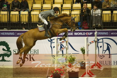 Worldcup Herning 2019
Csi3 grandprix 150cm
Nøgleord: theodor linde;salto des nauves h d c
