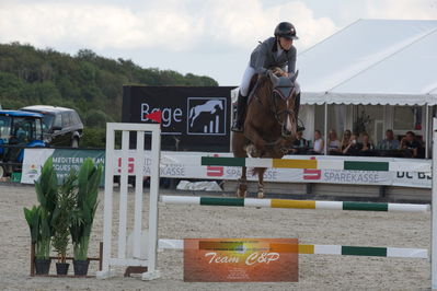 dm2019
u18
Nøgleord: noona wildfang linde;eurvette o